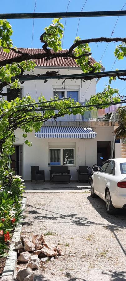 Apartmani Nikica 德拉格 外观 照片